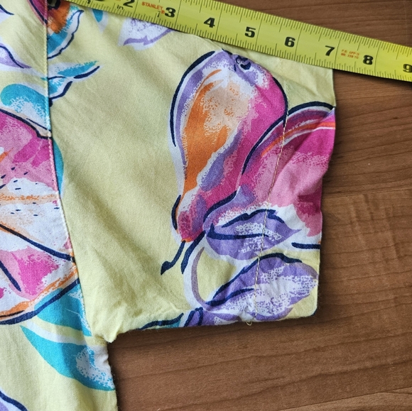 Vintage Floral Tee By The Five Size Medium - Picture 9 of 12